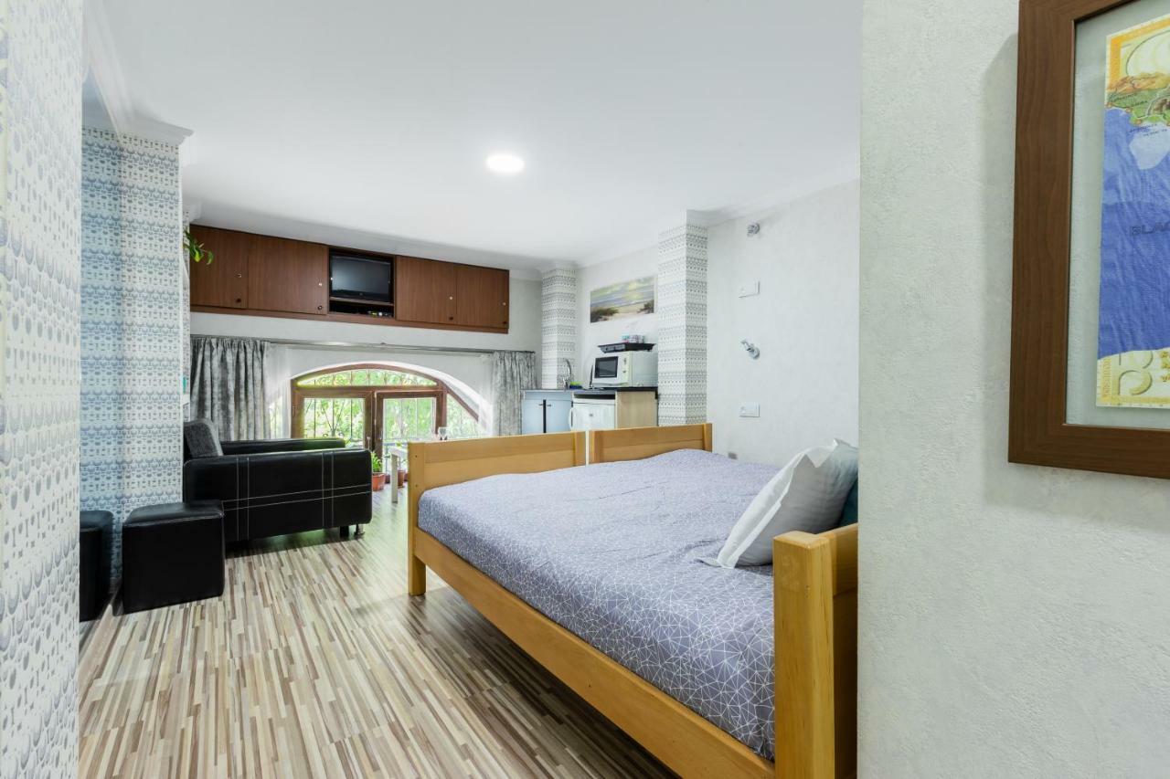 Hb Apartments Akhvelediani II Tbilisi Ngoại thất bức ảnh